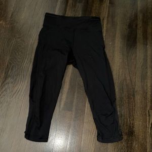 Cropped lululemon leggings